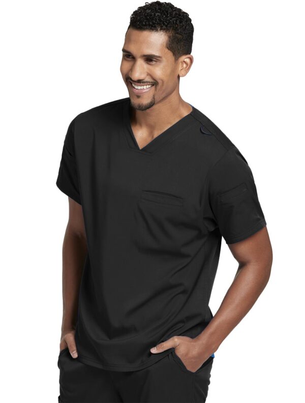 Grey's Anatomy Classic - Men's Wesley V-Neck Top